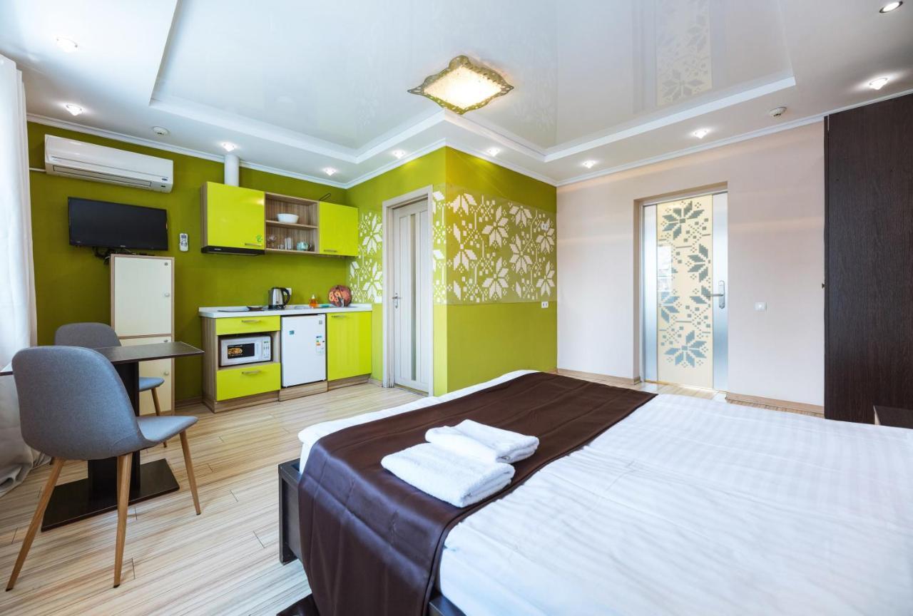 Guest House "Golden Gate 911 " Kijów Zewnętrze zdjęcie