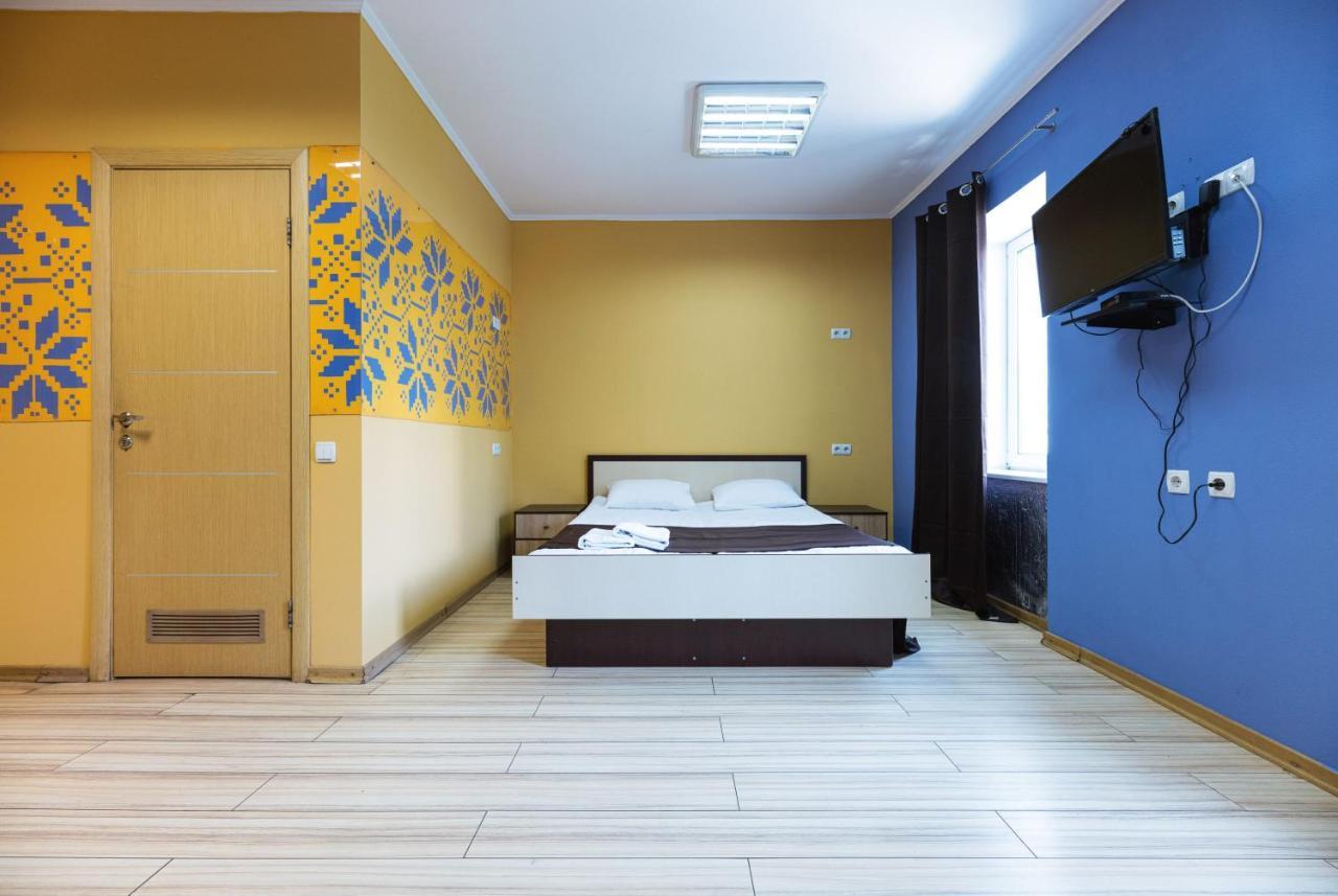 Guest House "Golden Gate 911 " Kijów Zewnętrze zdjęcie
