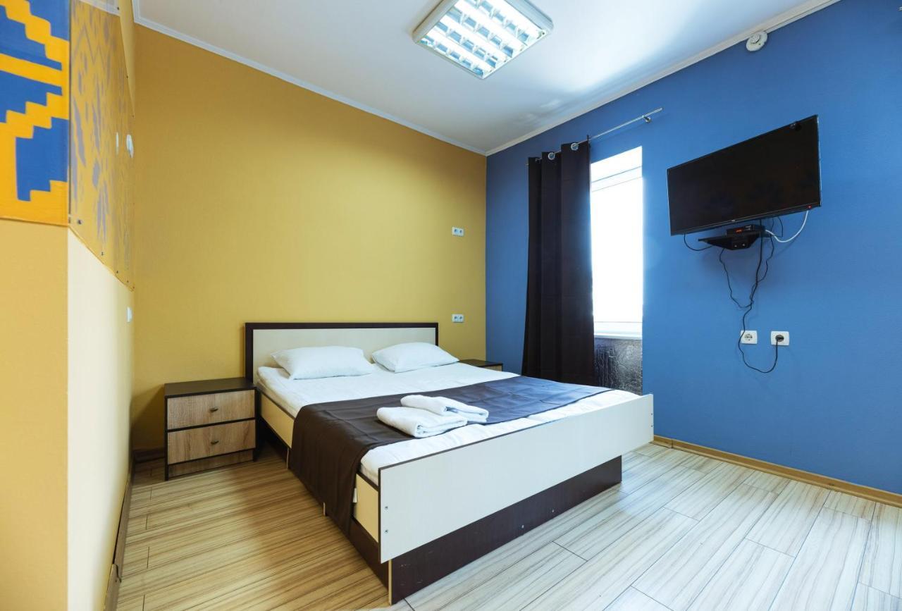 Guest House "Golden Gate 911 " Kijów Zewnętrze zdjęcie