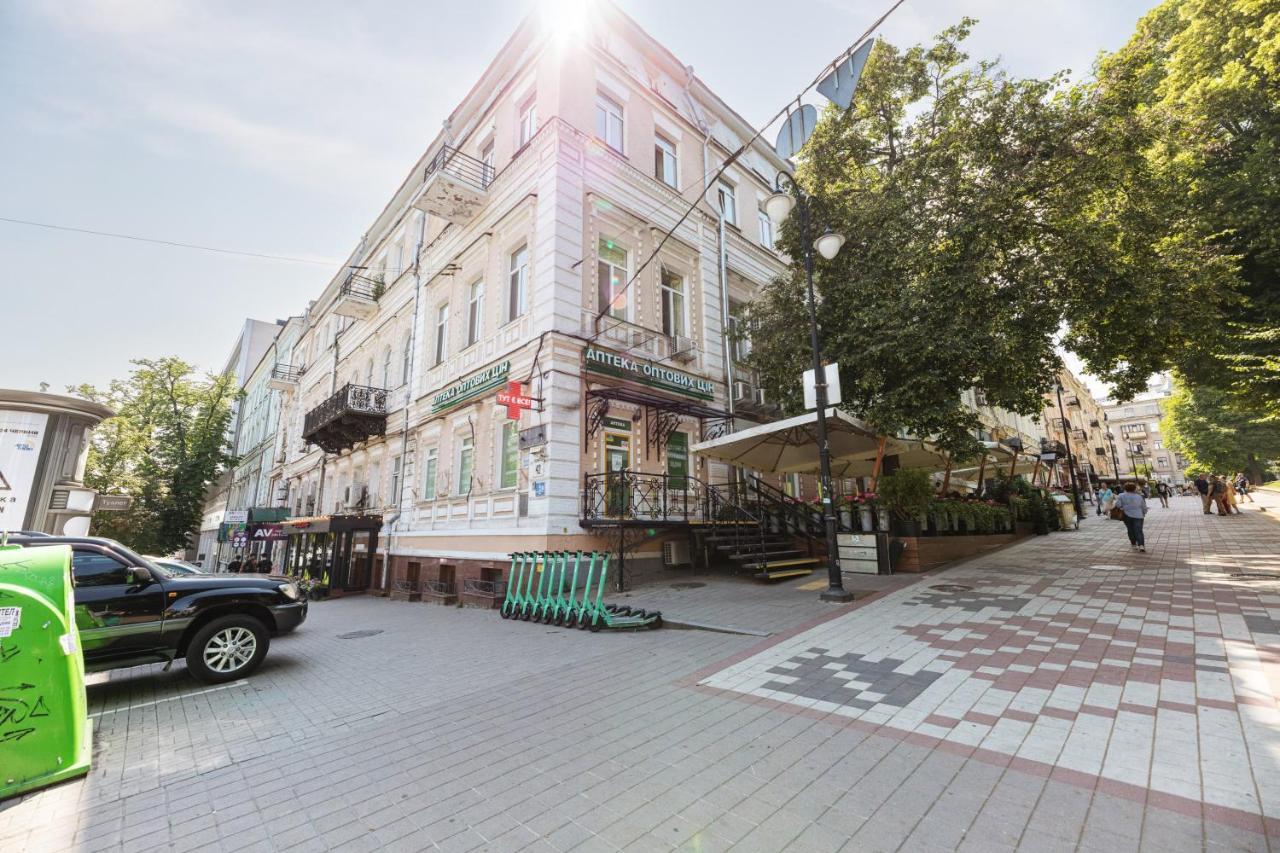 Guest House "Golden Gate 911 " Kijów Zewnętrze zdjęcie