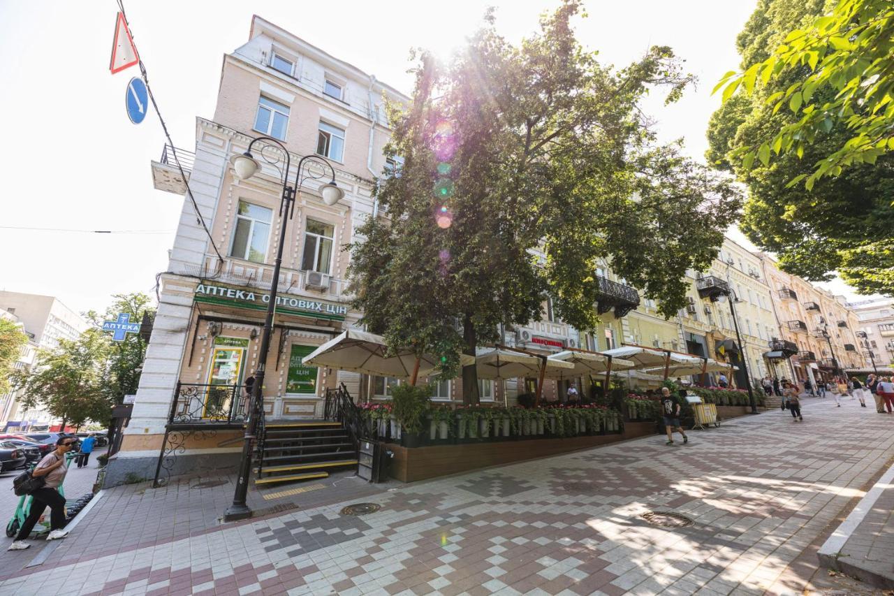 Guest House "Golden Gate 911 " Kijów Zewnętrze zdjęcie