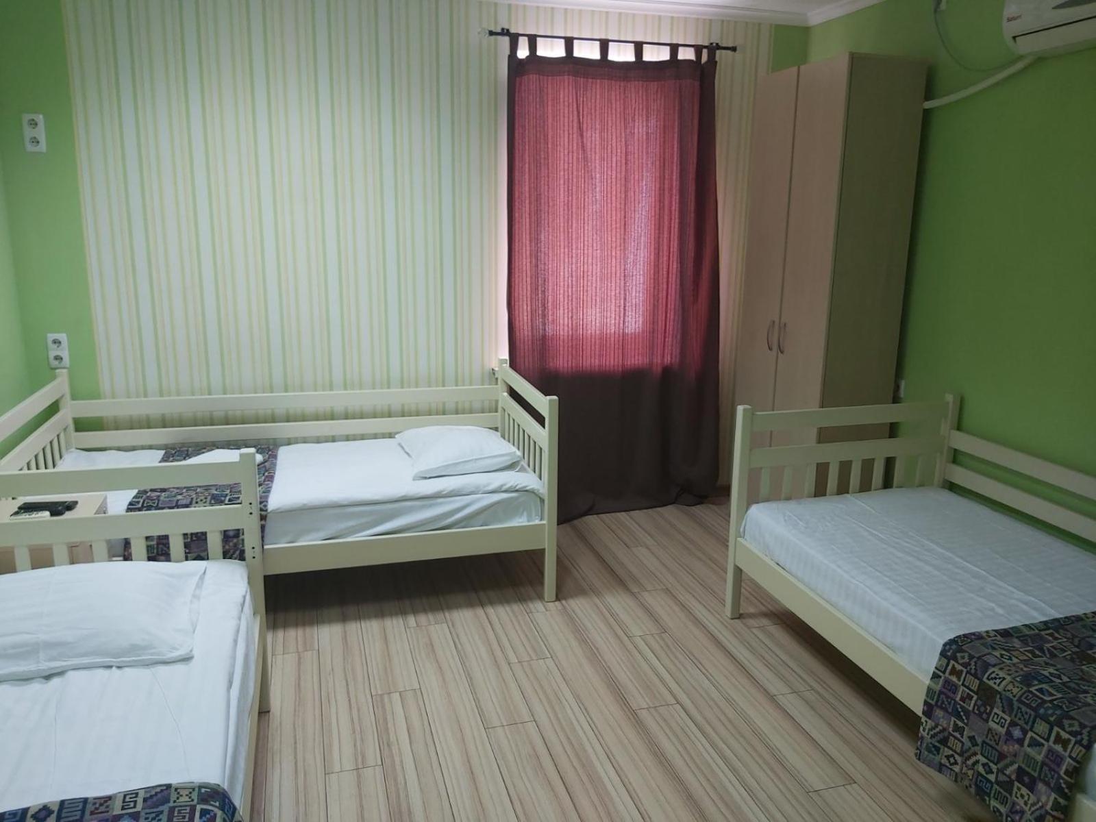 Guest House "Golden Gate 911 " Kijów Zewnętrze zdjęcie