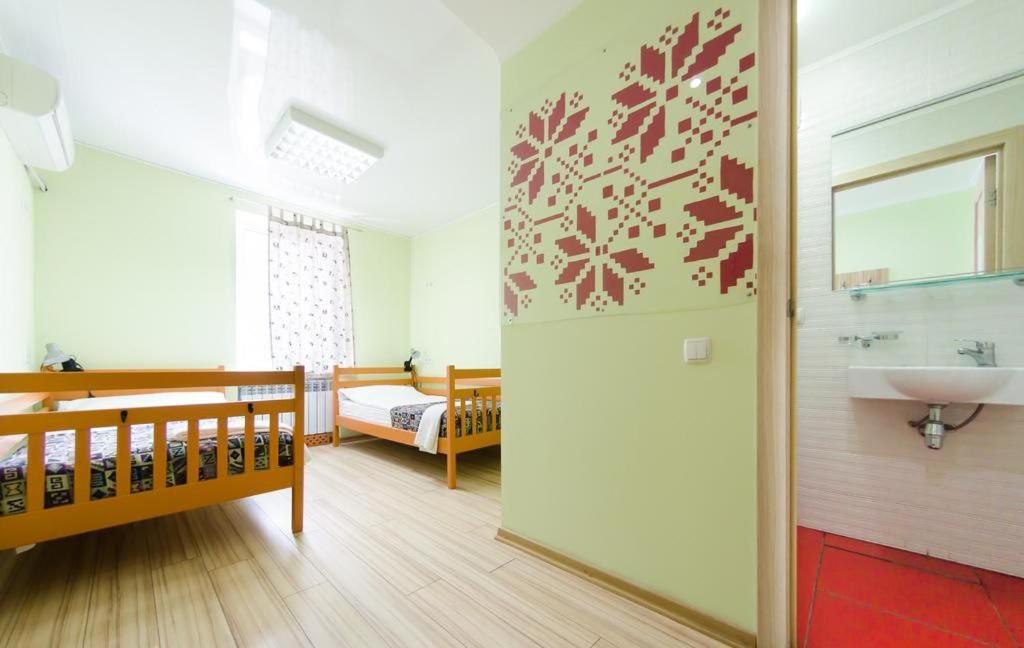 Guest House "Golden Gate 911 " Kijów Zewnętrze zdjęcie