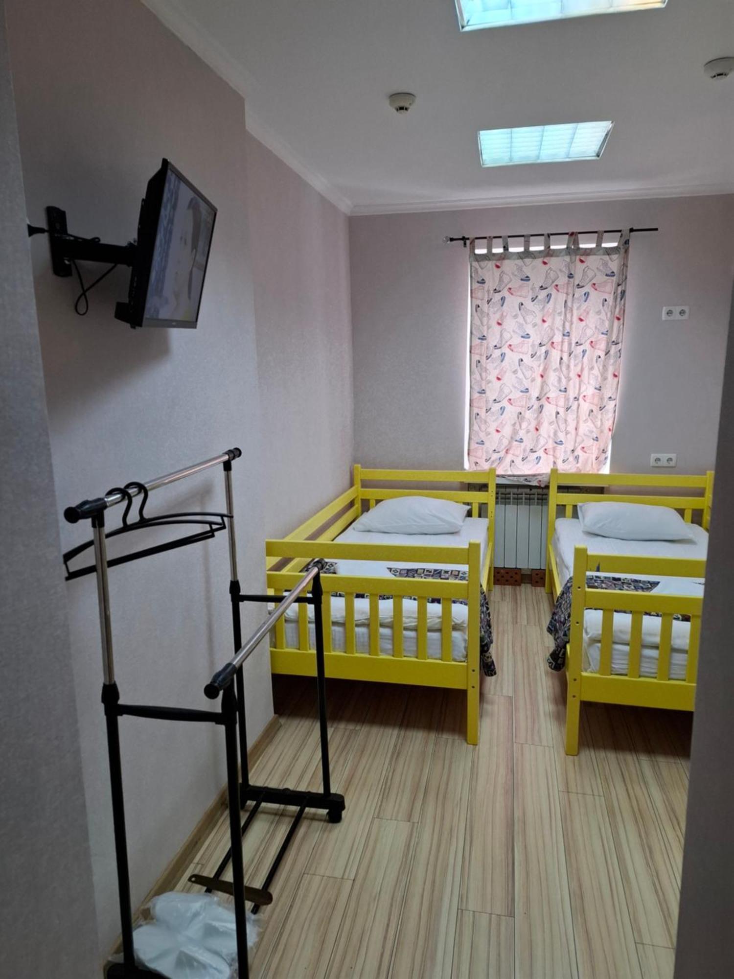 Guest House "Golden Gate 911 " Kijów Zewnętrze zdjęcie